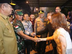Pangdam XII/Tpr Bersama Forkopimda Patroli Amankan Malam Natal