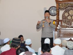 Kapolresta Pontianak Kombes Pol Adhe Hariadi Laksanakan Safari Ramadhan di Masjid Al-Asyraf