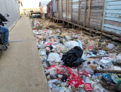 Miris, Tumpukan Sampah Di Nipah Panjang Seolah Pemandangan Yang Wajar dan Lazim.