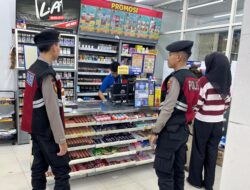 Dukung Ekonomi Pedagang Kecil Polres Sekadau Persempit Ruang Premanisme