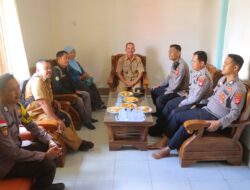 Tim Juri Polres Sintang Lakukan Penilaian Lomba Pekarangan Pangan Bergizi Di Binjai Hulu