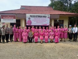 Ketua Bhayangkari Cabang Sintang Kunjungi Polsek Ketungau Hulu