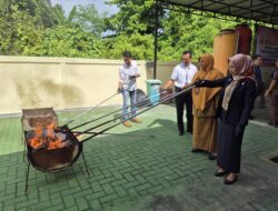 Polres Dan Kejari Singkawang Musnahkan Puluhan Gram Narkotika