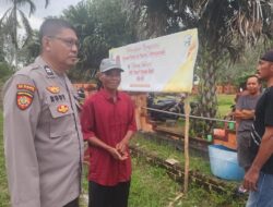 Personel Polsek Sintang Kota Sosialisasikan Layanan Polisi 110 