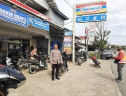 Anggota Polsek Mandor Rutin Patroli Malam