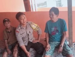 Bhabinkamtibmas Polsek Simpang Dua Sambangi Warga