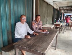 Dekatkan Diri Ke Masyarakat Polsek Mandor Laksanakan Patroli Humanis