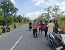 Polres Sambas Tangani Kecelakaan Lalu Lintas Beruntun Di Teluk Keramat