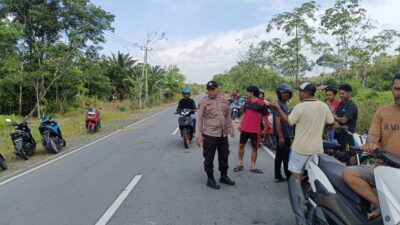 Polres Sambas Tangani Kecelakaan Lalu Lintas Beruntun Di Teluk Keramat