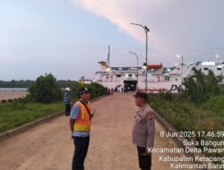 Polsek Kawasan Pelabuhan Sukabangun  Laksanakan Pengamanan Keberangkatan Kapal