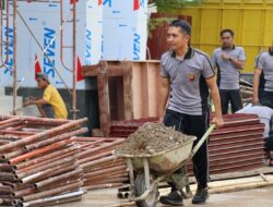Polresta Pontianak Gelar Aksi Bersih-Bersih Mako dan Tempat Ibadah Sambut Hari Bhayangkara ke-79