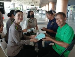 Biddokkes Polda Kalbar Gelar Pemeriksaan Kesehatan Gratis Bagi Supir Taksi Dan Ojek Online 