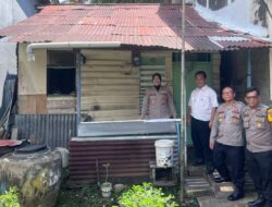 Polresta Pontianak Bedah Rumah Warga Di Pontianak Selatan