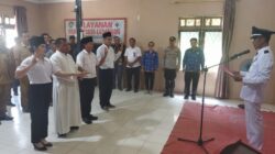 Kapolsek Menyuke Hadiri Kegiatan Pelantikan dan Pengambilan Sumpah Kepala Dusun
