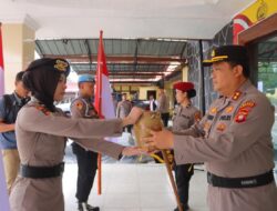 Polres Sintang Gelar Pengambilan Air Suci Di Bukit Kelam Jelang Hari Bhayangkara ke-79