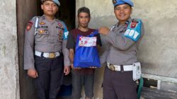 Propam Polres Landak Bagikan Bansos Untuk Warga Kurang Mampu Dalam Rangka HUT Bhayangkara Ke-79