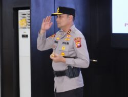 Polda Kalbar Gelar Tradisi Pencucian Pataka Simbol Penyucian Semangat Pengabdian Jelang HUT Bhayangkara ke-79