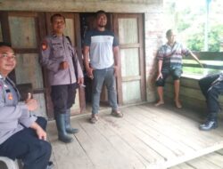 Jalin Keakraban, Kapolsek Sebangki Sambangi Tokoh Masyarakat Di Dusun Ibul I
