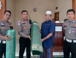 Polres Melawi Salurkan Bantuan Sajadah
