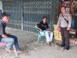 Untuk Memastikan Keamanan Wilayah Tetap Kondusif Personil Polsubsektor Jelimpo Laksanakan Sambang Dialogis