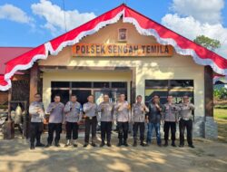 Kasiwas Polres Landak Lakukan Pengecekan Persiapan Wasrik Di Polsek Sengah Temila