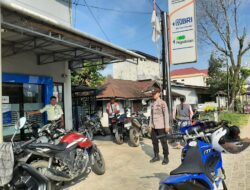 Ngobrol Bareng Warga Anggota Polsek Mandor Tegaskan Komitmen Jaga Keamanan