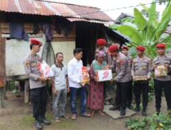 Kasat Reskrim Polres Melawi Salurkan Bansos Ini Kata Bu Mardiah