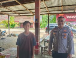 Kanit Binmas Polsek Kuala Behe Lakukan Patroli Rutin Beri Imbauan Kamtibmas Kepada Warga