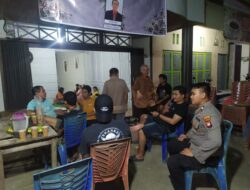 Patroli Malam Polsek Mempawah Hulu Sambangi Masyarakat Untuk Berikan Himbauan Kamtibmas