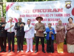 Kapolda Kalbar Gelar Syukuran HUT Bhayangkara ke-79 Bersama Ojol Dan Pekerja PHL Di Taman Sylva Untan Dan 9 Titik lainnya