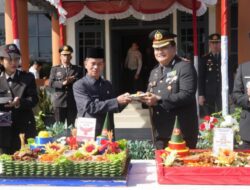 Puncak Hari Bhayangkara Ke-79 Polres Sintang Gelar Upacara Di Kantor Bupati Sintang