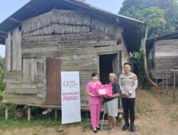 Hari Ulang Tahun Ke-79 Bhayangkara Polsek Menyuke Bagikan Paket Sembako