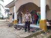 Anggota Polsek Kuala Behe Laksanakan Pengamanan Masjid Ciptakan Rasa Aman Bagi Warga Yang Sholat Jumat