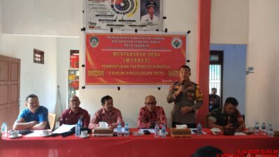 Kapolsek Sengah Temila Hadiri Musyawarah Desa Senakin untuk Pembentukan Tim RKPDes 2026