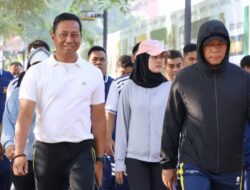 Polresta Pontianak Tingkatkan Kebugaran Personel Melalui Kegiatan Jalan Sehat