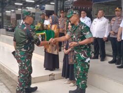 Kapoksahli Pangdam XII/Tpr Dampingi Pangkogabwilhan 1 Kunjungi PLBN Aruk