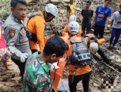 Tim Gabungan Berhasil Temukan Anak Yang Hilang Di Kayan Hulu