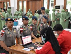 Satbrimob Polda Kalbar Berpartisipasi Didalam Kegiatan Donor Darah Yang Diadakan Oleh Kodam XII/Tpr