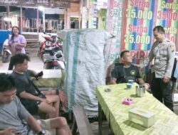 Bangun Kamtibmas Lewat Sentuhan Humanis, Polisi Sapa Warga di Malam Hari