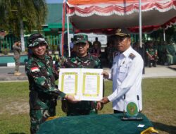 WUJUDKAN PEMERATAAN PEMBANGUNAN MELALUI TMMD REGULER PERBATASAN KE-125 KODIM 1205/SINTANG OLEH DANREM 121/ABW