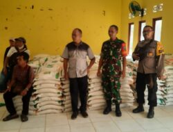 Sinergi Pemerintah dan Aparat Penyaluran Bantuan di Aur Sampuk Berlangsung Tertib