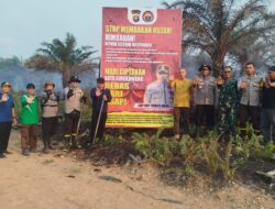 Polres Singkawang Dan Stakeholder Pasang Banner Cegah Karhutla Di Singkawang Selatan