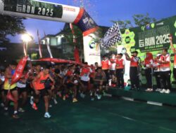 Pangdam XII/Tpr Lepas Ribuan Peserta Tanjungpura City Run 2025