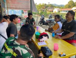 Hangatkan Suasana, Satgas TMMD Kodim 1205/Sintang Jalin Keakraban Dengan Warga Lewat Kunjungan Rumah