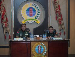 Danrem121/Abw Brigjen TNI Purnomosidi, S.I.P., M.A.P., M.HAN., Terima Tim inspektorat Jenderal (ITJEN) TNI Dalam Rangka Audit Ketaatan Dan Audit Kinerja Periode lll TA.2025 Di Makorem 121/Abw