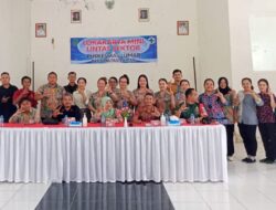 Mewujudkan Upaya Pelayanan Prima Kesehatan Masyarakat Babinsa Koramil 1209-06/Ledo Hadiri Lokakarya Lintas Sektor Tw II 2025