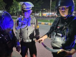 Patroli Enggang Polresta Pontianak Amankan Pemuda Bawa Sajam Di Jalan Sultan Hamid