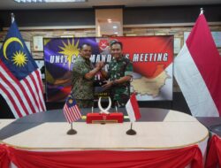 Wujud Tercapainya Aktifitas Bilateral Dankolakopsrem 121/Abw Brigjen TNI Purnomosidi Tandatangani Risalah Hasil Unit Commander’s Meeting Dengan MK 3 Briged TDM 