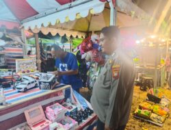 Polisi Laksanakan Patroli Malam Di Area Pasar Malam Untuk Cegah Gangguan Kamtibmas