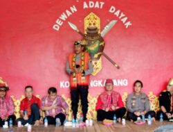 Kapolres Singkawang Jalin Silaturahmi Dengan Dewan Adat Dayak, Perkuat Sinergi untuk Kota yang Aman Dan Harmonis